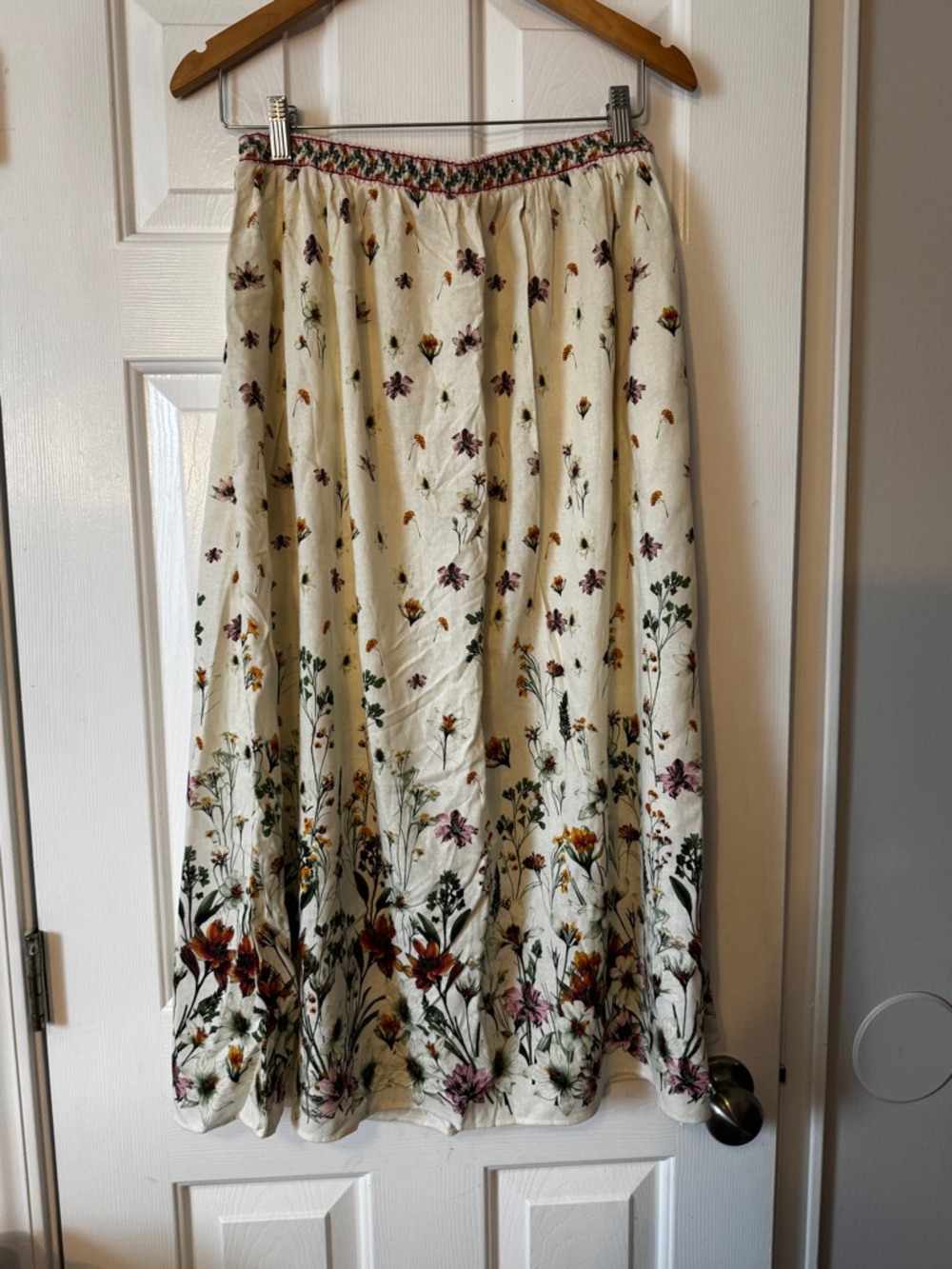 Max Studio London Floral Linen Blend Maxi Skirt - Size M - Picture 4 of 4